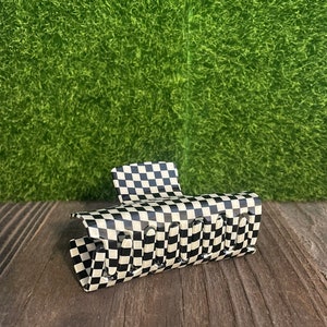Checker print claw clip (small checkers)