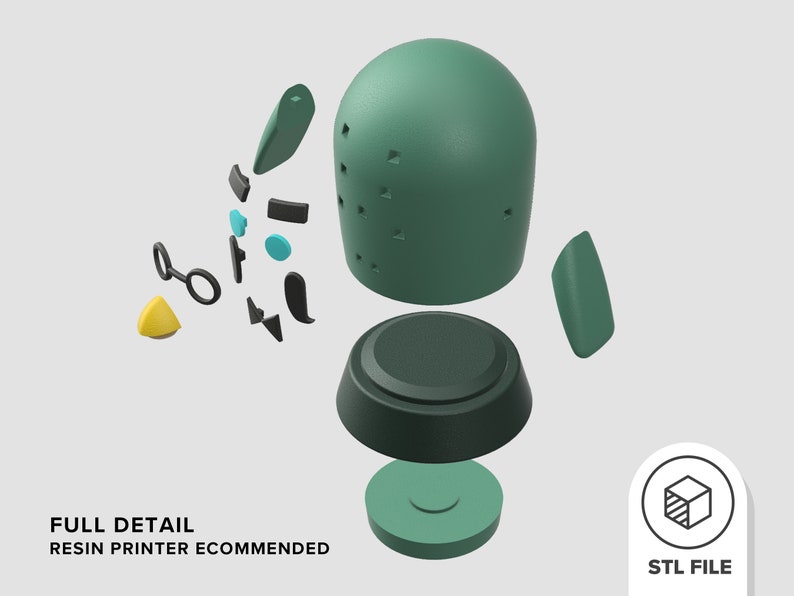 Pu&ograve; includere: Un modello di casco stampato in 3D, smontato nelle sue singole parti. Il casco &egrave; verde e ha una superficie testurizzata. I pezzi sono disposti su uno sfondo bianco. Il testo "FULL DETAIL RESIN PRINTER RECOMMENDED" &egrave; visibile nella parte inferiore dell'immagine. Il testo "STL FILE" &egrave; visibile in un cerchio bianco con un'icona di cubo nero nell'angolo in basso a destra dell'immagine.