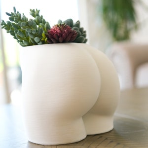 Female Butt Planter | 3D printed minimal home decor | Perfect Pot for Indoor Succulents and House Plants | light weight planter