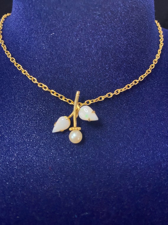 Gold OPAL & PEARL PENDANT and Chain with 2 x Pear… - image 2
