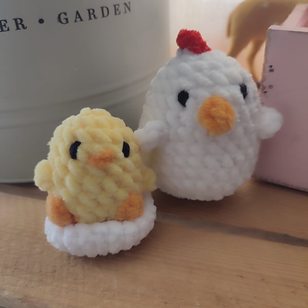 Petite poule et son poussin au crochet