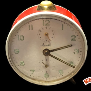 1960s Mauthe mech. Alarm Clock Alarm Clock Stylish Table Clock Red Small Second Germany