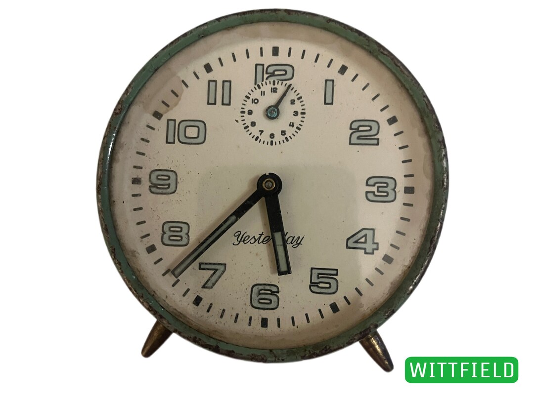 1960s Yesterday Mech. Alarm Clock Alarm Clock Stylish Table Clock Green ...