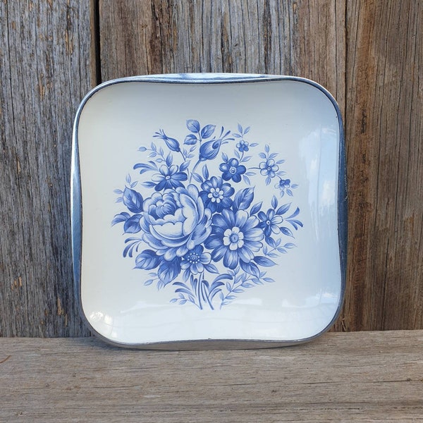 Small blue and white enamel dish / plate / bowl with floral design and stainless steel base | Made in Japan