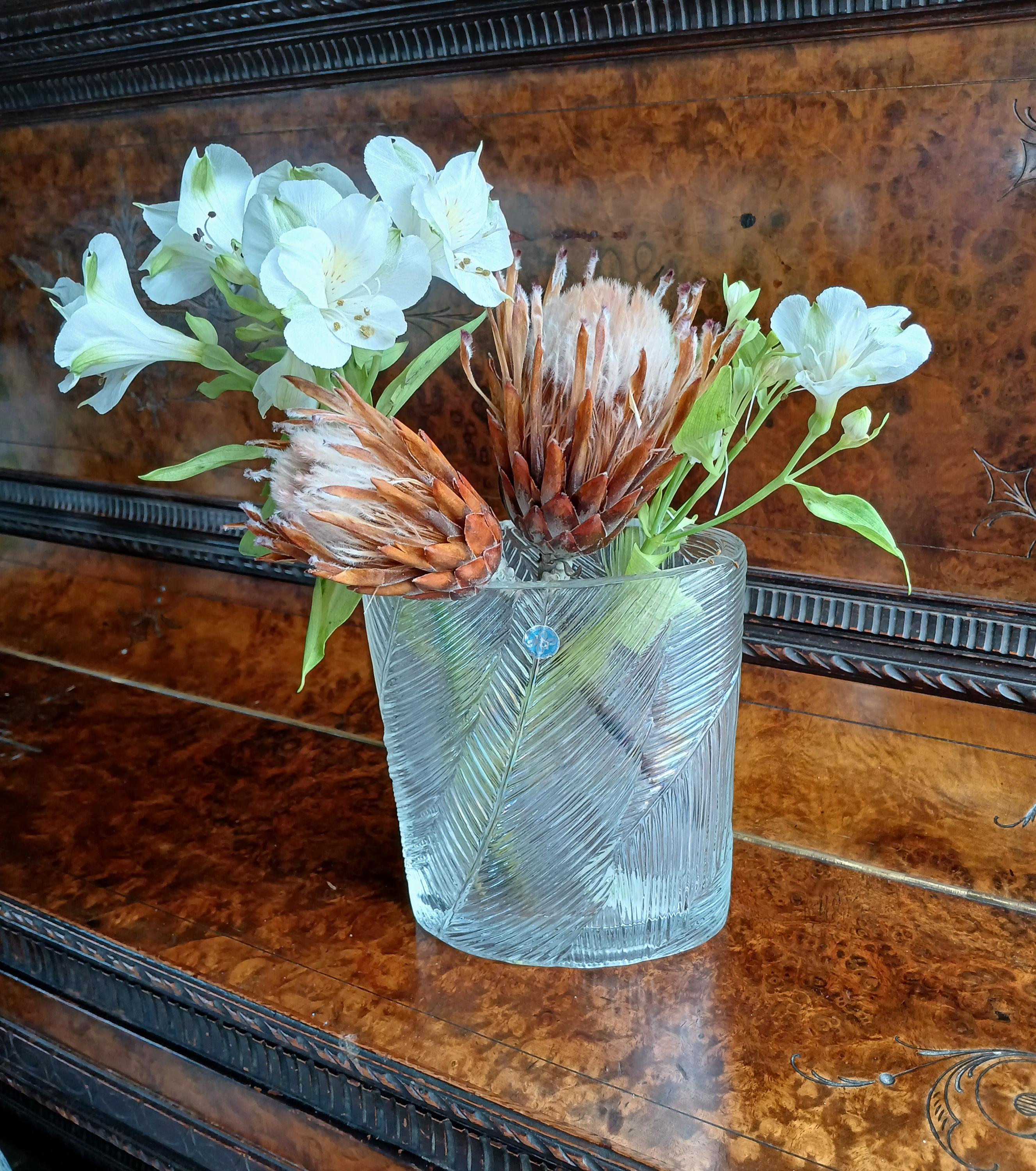Hoya Crystal Vase - Etsy