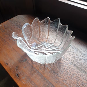 Vintage Orrefors Eden leaf bowl