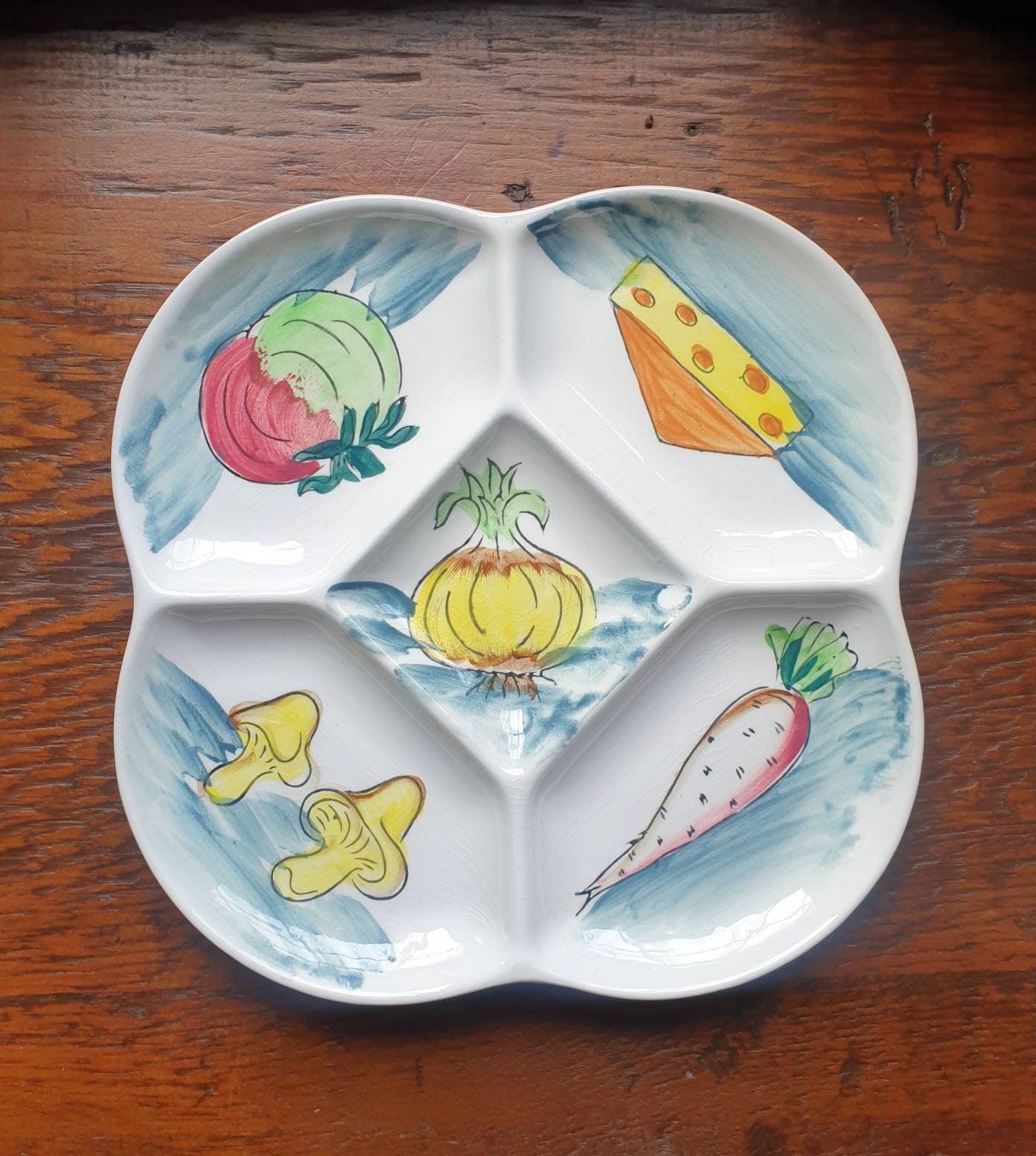 ヴィンテージの仕切り付きサービングプラッター | 手描きの野菜