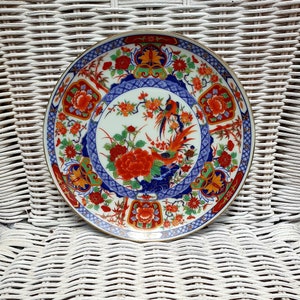 Beautiful porcelain Shogun dynasty Japanese plate