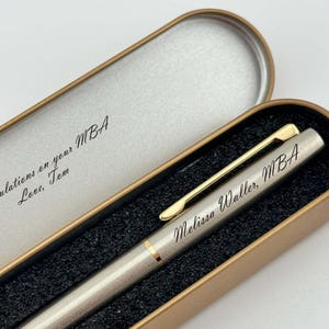 Stylo prénom personnalisé dans une boîte cadeau, stylo Pierre Cardin gravé, cadeau personnalisé pour diplômé Master of Business Administration