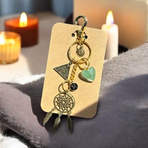 Natürlicher GRÜNER QUARZ Traumfänger Taschenanhänger, personalisierter Anfangsbuchstabe Schlüsselbund, positive Energie Geschenk, Fülle, Liebe, Ruhe, Herz Chakra