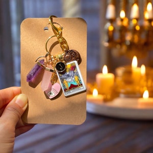 AMOR - Sanación espiritual - Protección - Llavero con la carta del Tarot LOS AMANTES / Amuleto para bolso del amor / Colgante de cristal personalizado / Amuleto de cristal para bolso