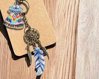Dreamcatcher Keychain, Safe Travels Gift, Bon Voyage Gift, Hanging charm, Car charm, Zipper, UFO The Alien Obsessed Gift