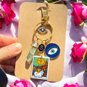 Llavero con la carta del Tarot del Sol, amuleto para bolso, fluorita verde natural, regalo metafásico, amuleto protector contra el mal de ojo, regalos de energía positiva.