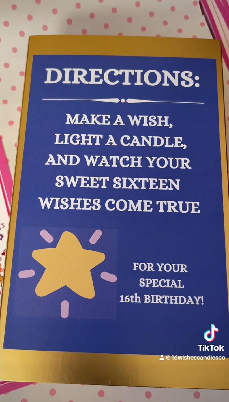 K&ouml;nnte beinhalten: Eine blaue Karte mit goldenen R&auml;ndern und einem gelben Stern. Die Karte sagt "DIRECTIONS: MAKE A WISH, LIGHT A CANDLE, AND WATCH YOUR SWEET SIXTEEN WISHES COME TRUE FOR YOUR SPECIAL 16th BIRTHDAY!"