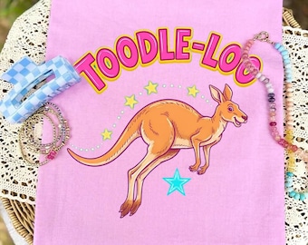 Canguro Toodle Loo PNG, Último día de clases PNG, Fin de año PNG, Canguro preppy PNG, Despedida escolar PNG, Capricho PNG, Niña moderna