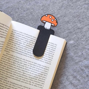 Mini Mushroom Bookmark, Novelty Book Lover Gift, Cute Page Marker, Reading Accessory