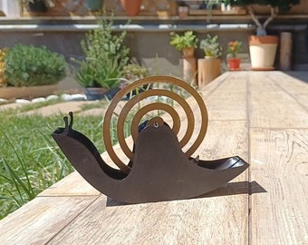 Snail Mosquito Coil Holder, Cute Patio Decor, Outdoor Bug Repellent Holder, Garden Art, Insect Control, Eco-Friendly