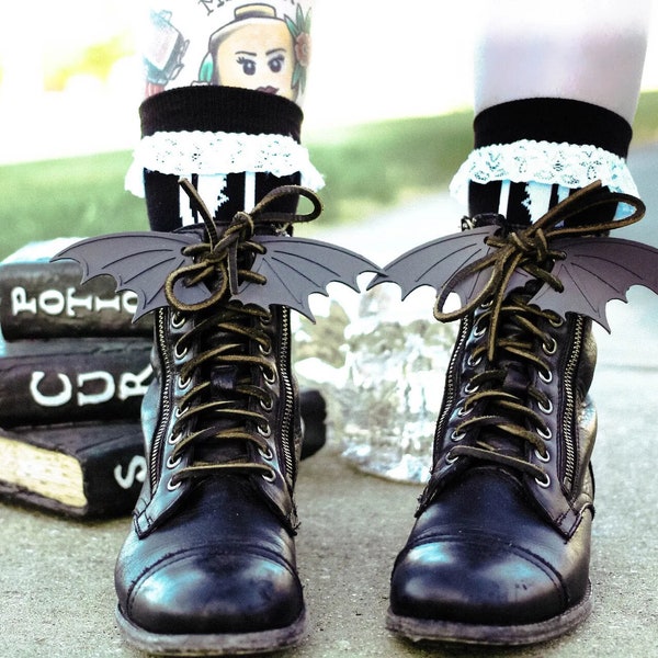 Bat Wing Shoe Lace Accessories, Gothic Lace Accents, Alternative Shoe Decor, Unique Shoelace Enhancements, Halloween Shoe Accessories