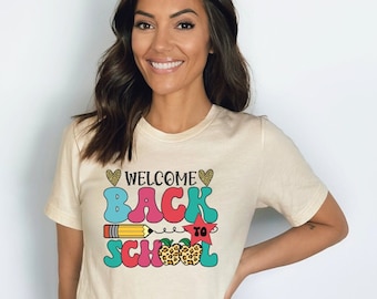 Willkommen zurück in der Schule Shirt, Lehrer Shirt, zurück in der Schule T-Shirt, Geschenk für Lehrer, Grundschullehrer Shirt, Lehrer Wertschätzung