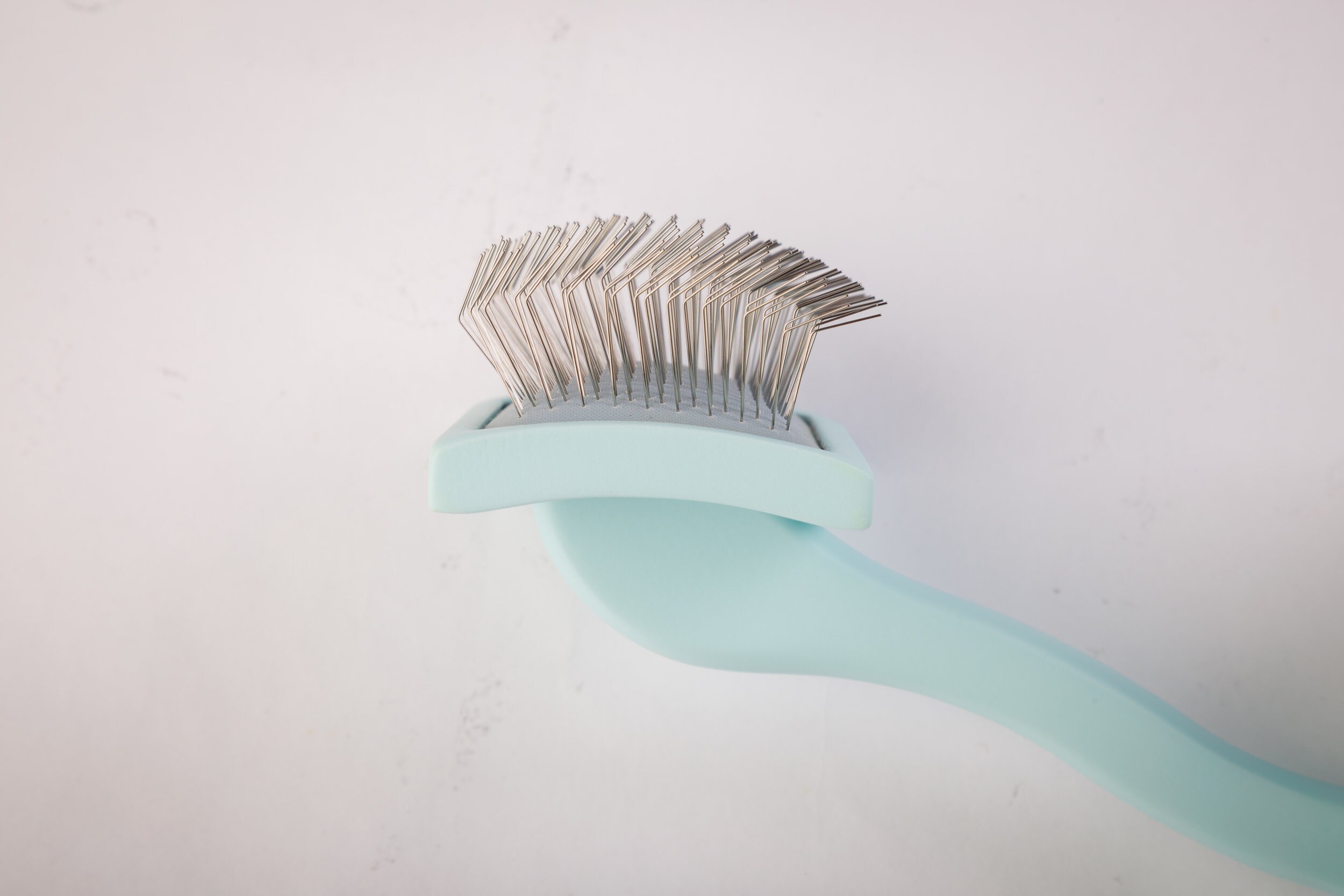 Flying Pawfect Grooming Brush Baby Blue Brush Dog Grooming Brush Large