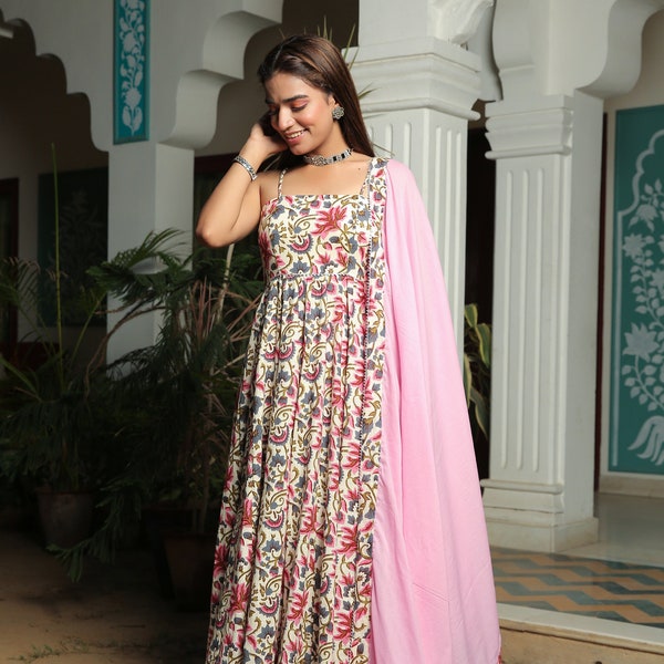 Katoenen Anarkali Salwar-pak met prachtige handblok veelkleurige printjurk, Indiase traditionele outfit voor vrouwen Kant-en-klare top, broek en dupata