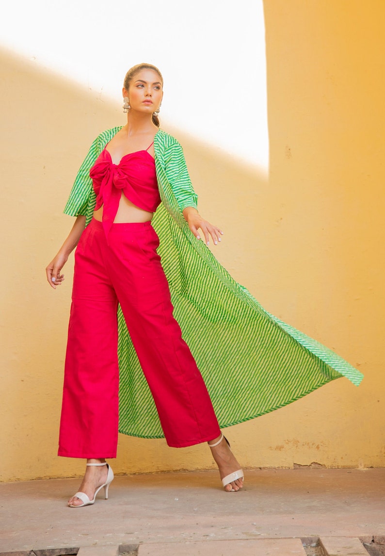 Stylish Three Piece Cotton Dress, Green Lehriya Jacket Pink Top, Trouser, Casual Dress image 3