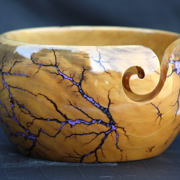 Yarn Bowl Wooden, Lichtenberg Figure & Resin/Wooden Large Yarn Bowl for knitting, Yarn Bowl For Knitters