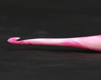 Crochet Hook - Ergonomic Crochet Hooks - HANDMADE Resin Crochet Hook For Knitting