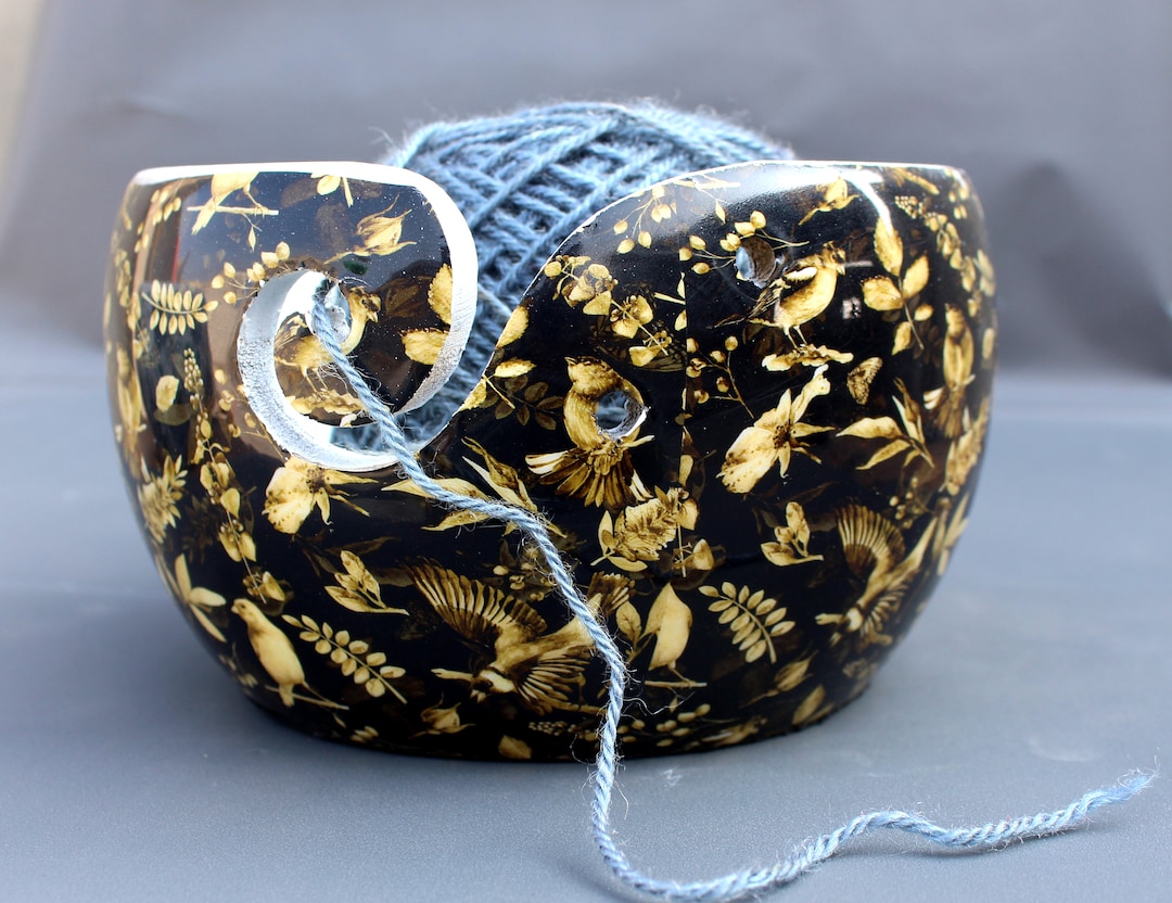 Handmade Wooden Yarn Bowl, Large Yarn Bowl for Crocheting, Knitting