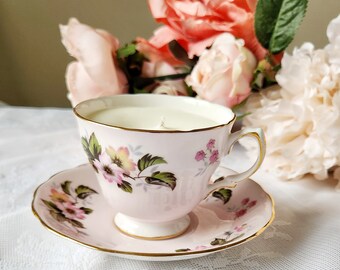 Bougie tasse de thé parfumée pivoine