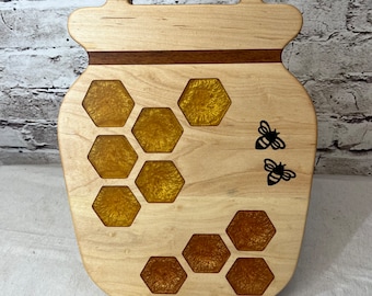 Charcuterie Board "The Honey Pot”