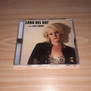 Lana Del Rey 2 CD Unreleased Albums Lana Del Ray AKA Lizzy Grant No Kung Fu  Demos Pre 1st Album Free 1 Button Pin -  Sweden