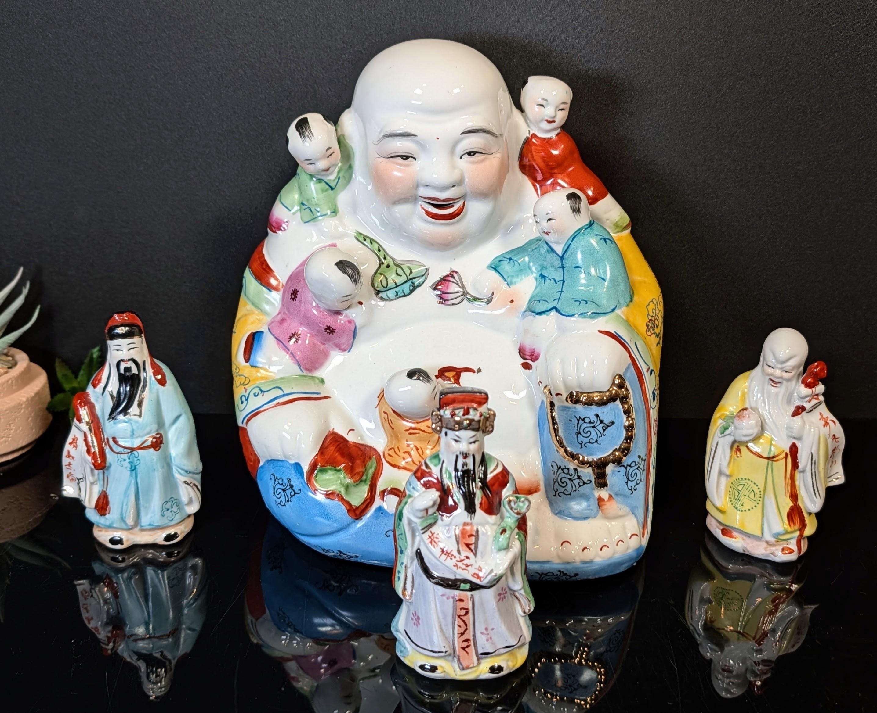 Lot De 4 Netsuke En Porcelaine – Sages Chinois Et Dieux De La Chance, époque Vintage