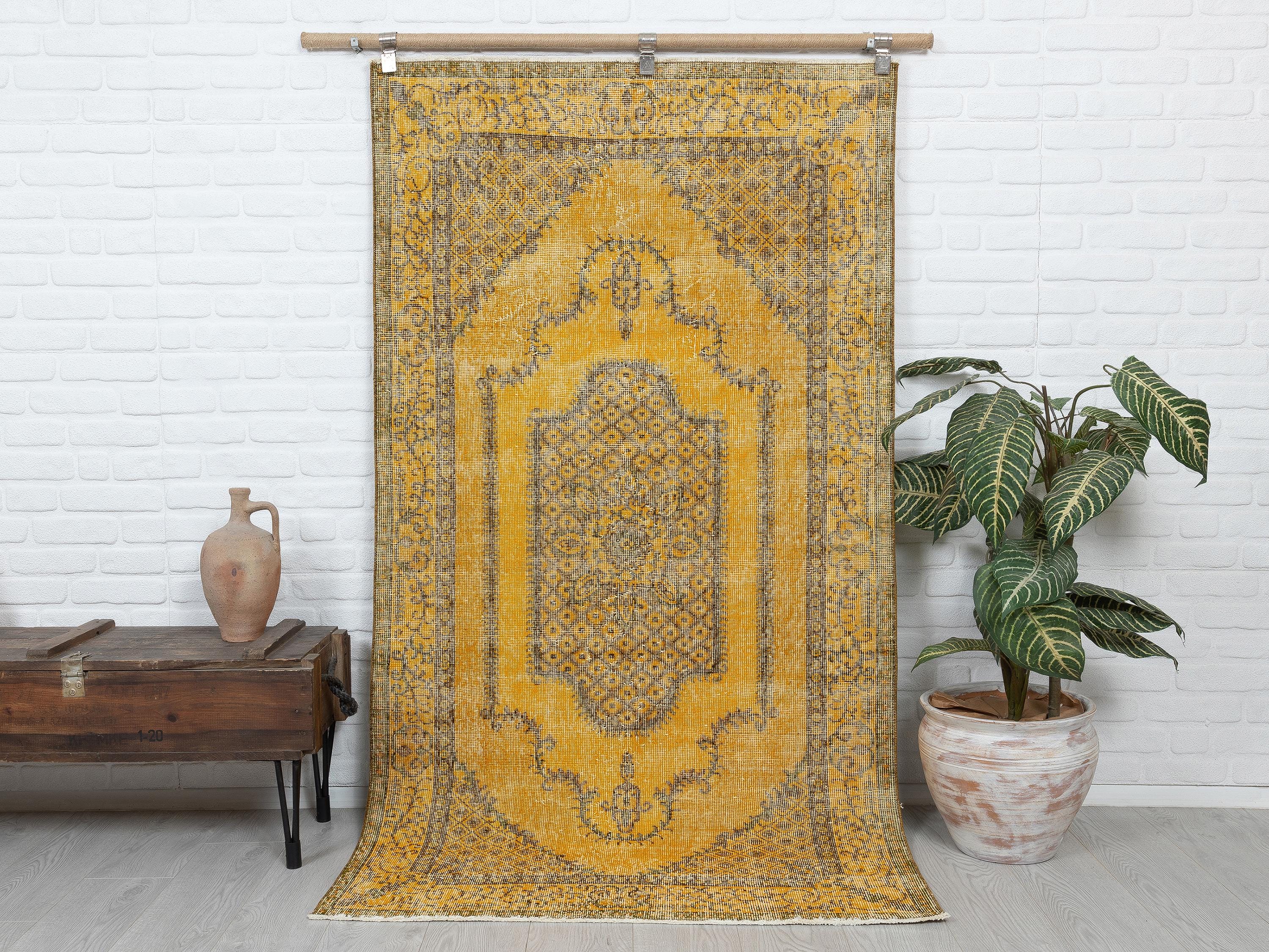 70's Persian Rug - Etsy