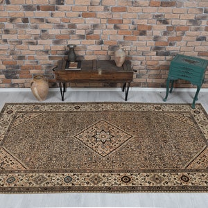 Antique handmade persian rug / 5&#39;6&quot; x 10&#39;2&quot; Feet / Muted rug / Made in the 1960&#39;s / Gorgeous design / Decorative vintage rug,  Free shipping