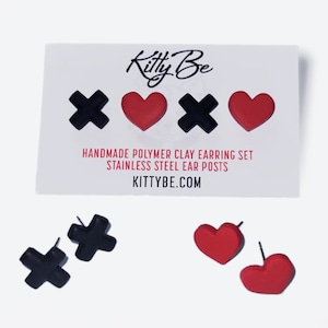 Día de San Valentín XOXO Negro mate - Rojo X & Corazón Pendientes de arcilla polimérica Studs Set 2 pares Joyería hecha a mano Accesorios de joyería Regalos para ella