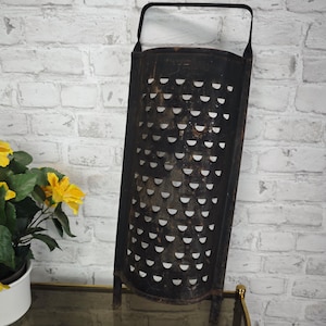 Large vintage cabbage grater iron 61 cm rustic shabby chic kitchen wall decoration country house enamel antique style brocante kitchen farmhouse