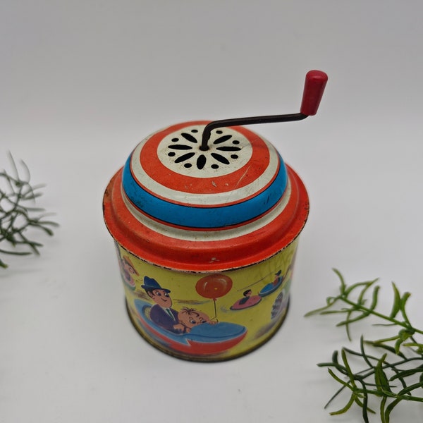 Old tin toy music box mill bumper car vintage toy 60s 70s children's toy metal retro mechanical music crank tin