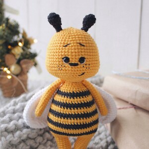 Crochet amigurumi pattern bee PDF ENGLISH pattern Crochet bee crochet animal crochet bee pattern amigurumi bee cute bee image 3