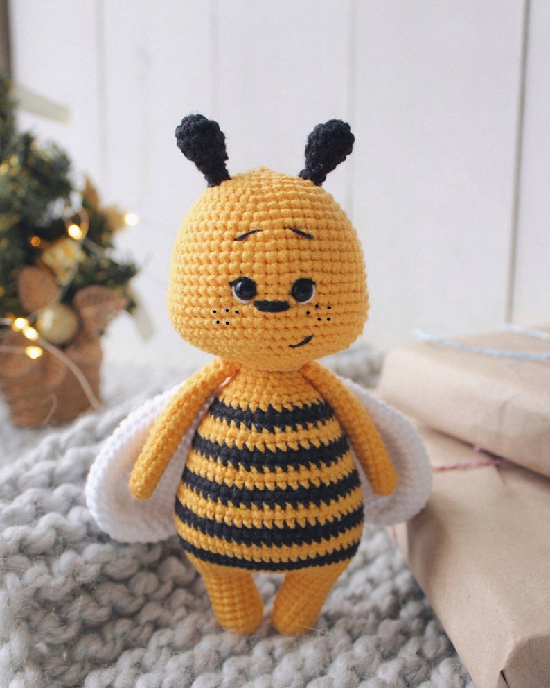 Crochet amigurumi pattern bee PDF ENGLISH pattern Crochet bee crochet animal crochet bee pattern amigurumi bee cute bee image 3