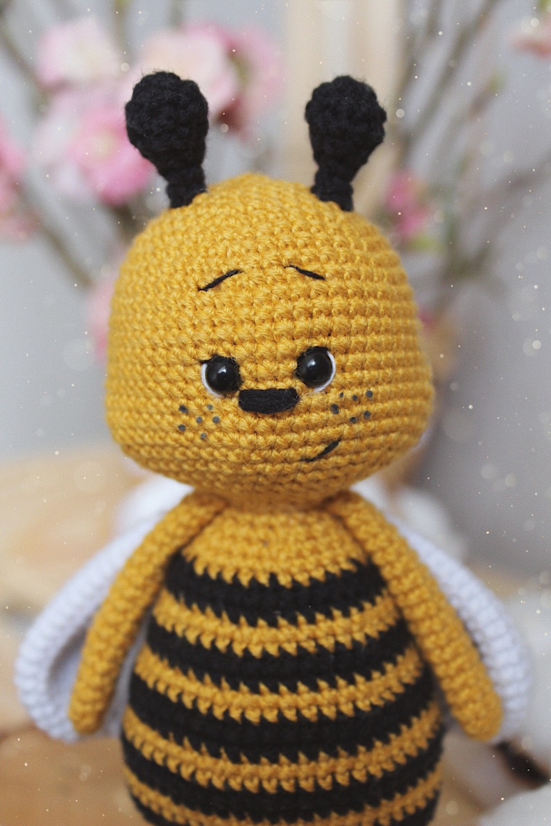 Crochet amigurumi pattern bee PDF ENGLISH pattern Crochet bee crochet animal crochet bee pattern amigurumi bee cute bee image 4