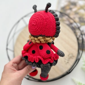 PDF PATRON PDF en anglais pour coccinelle au crochet, modèle au crochet, poupée amigurumi poupée peluche, petite poupée amigurumi jouet, coccinelle, motifs insectes image 3