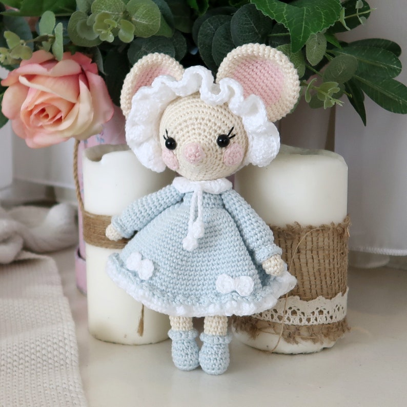 Wzór szydełkowy amigurumi Urocza mała MYSZ z czapeczką sukni Poradnik PDF Wzór szczura w kształcie zwierzątka Kawaii zdjęcie 7