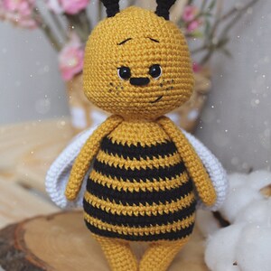 Crochet amigurumi pattern bee PDF ENGLISH pattern Crochet bee crochet animal crochet bee pattern amigurumi bee cute bee image 2