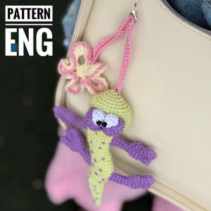 Amigurumi crochet PDF ENG pattern Lizard keychain with a flower