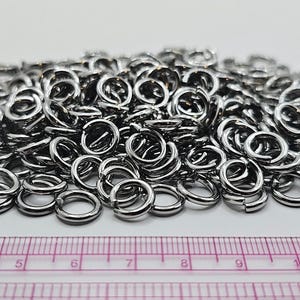 10mm x 1.8mm Heavy Duty Stainless Steel Chainmail Rings - 125g - approx 250 Jump Rings