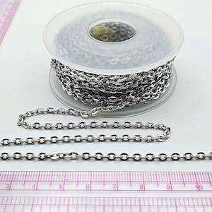 Flache, ovale Edelstahlkette 3 mm – 10 m Spule
