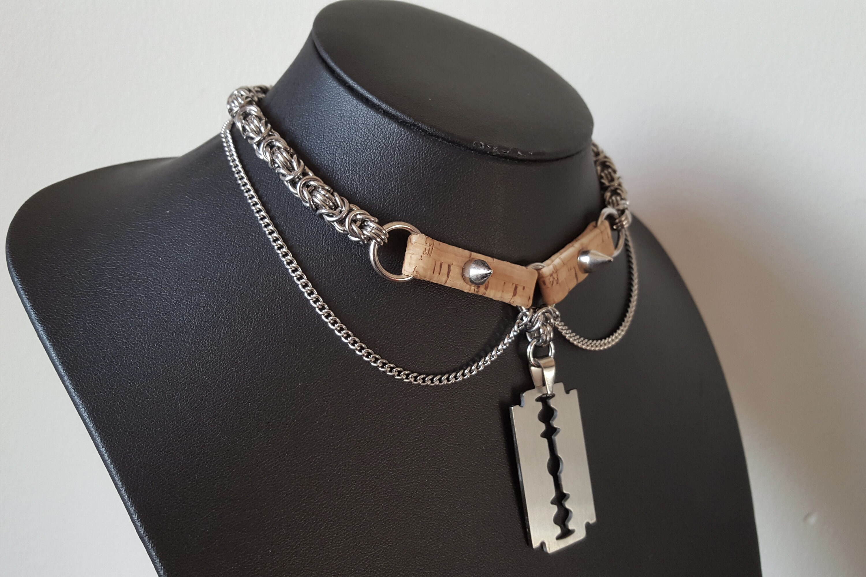 Razor Blade Gothic Chain Choker