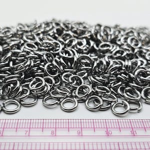 Anneaux de cotte de mailles en acier inoxydable 8 mm x 1,5 mm - 150 g - Environ 500 anneaux à sauter - Emballage en vrac