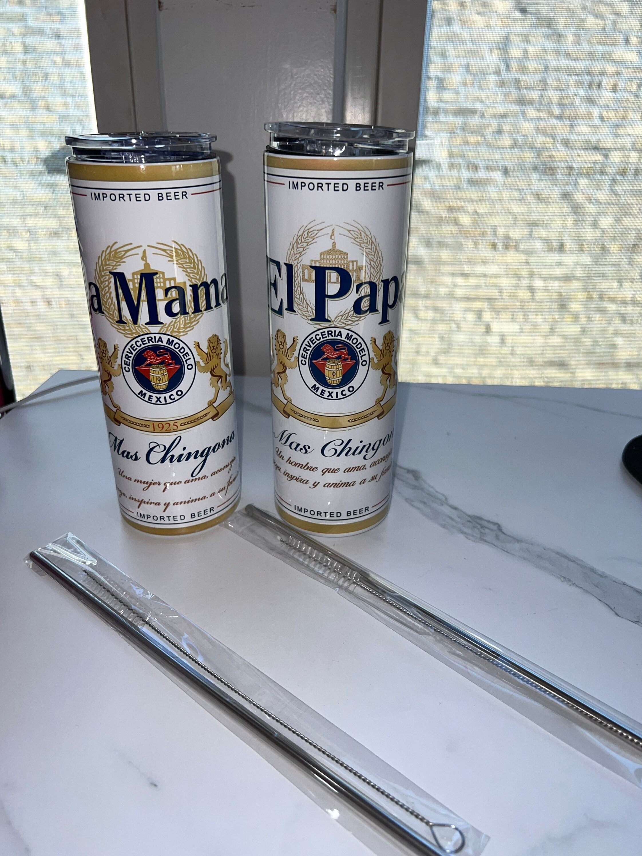 Modelo beer 20oz tumbler for mom or dad. Termo de Modelo El papa o la mamá 20oz.